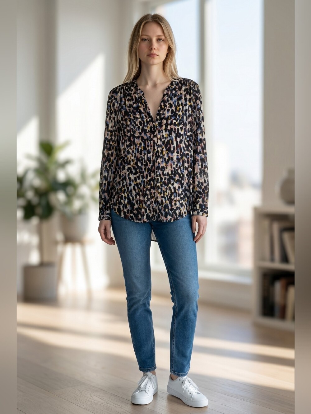 Beachlunchlounge Smocked Neck Blouse M - Abstract Leopard Print Viscose